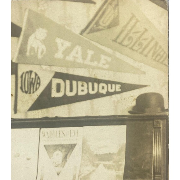 Vintage College Pennant Photo Piano‎ Player Harvard Iowa Yale Dubuque Flags - Picture 4 of 7
